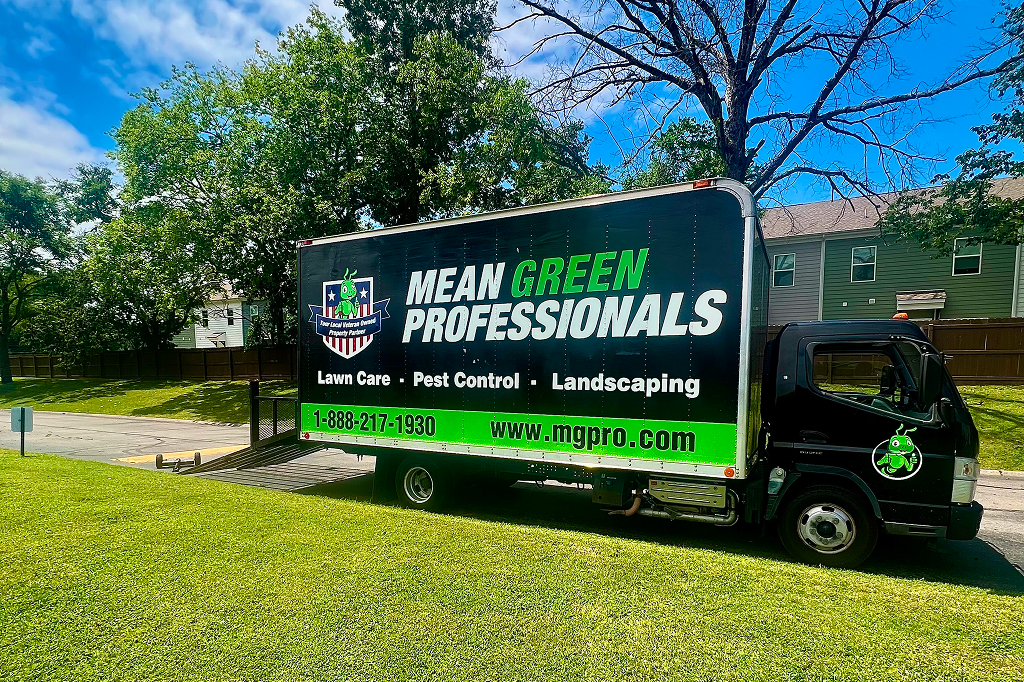 Mean Green Professionals Service Truck